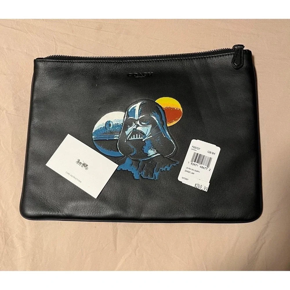 Star Wars x Coach Darth Vader Large Pouch Black Leather Clutch F85707 NWT gift